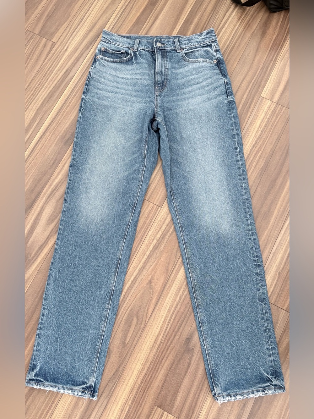 AE stretch High Waisted Straight Jeans